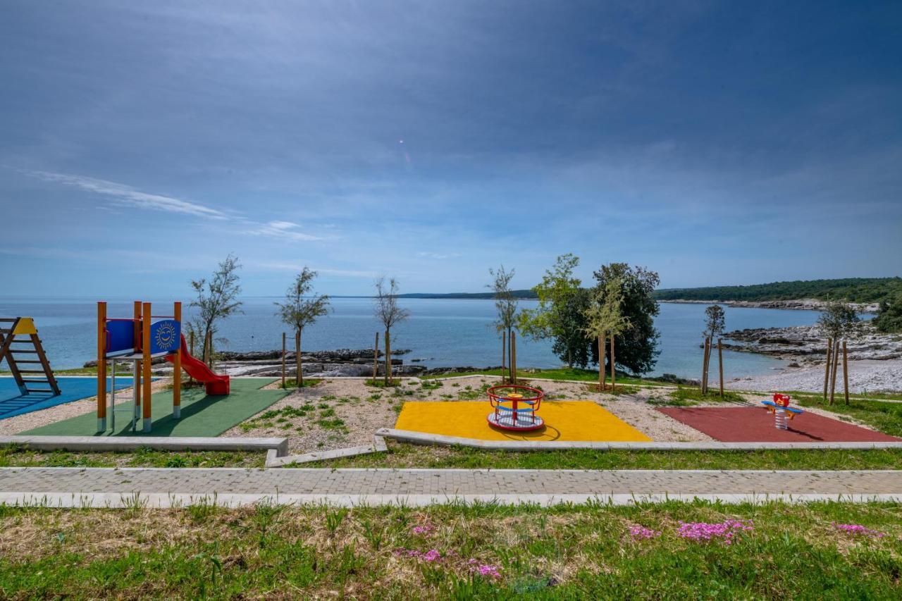 Apartment Dobric Koromačno Dış mekan fotoğraf