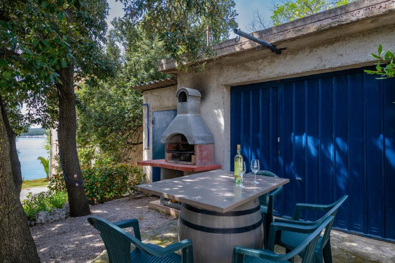Apartment Dobric Koromačno Dış mekan fotoğraf